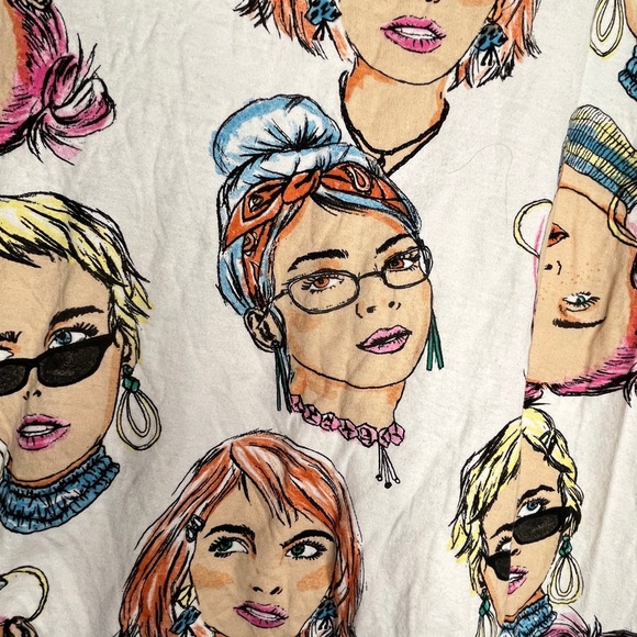 Zara Graphic Crop tShirt - pre loved / - Picture 5 of 6